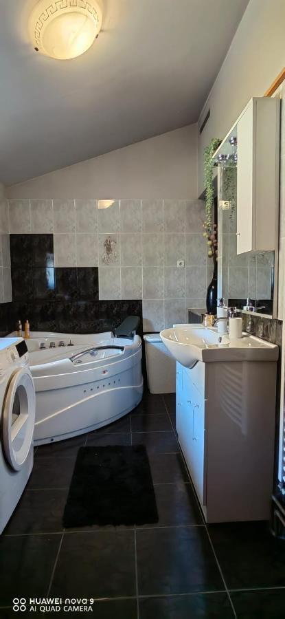 Kuca Za Odmor Vista Mare Villa Marinici  Екстериор снимка